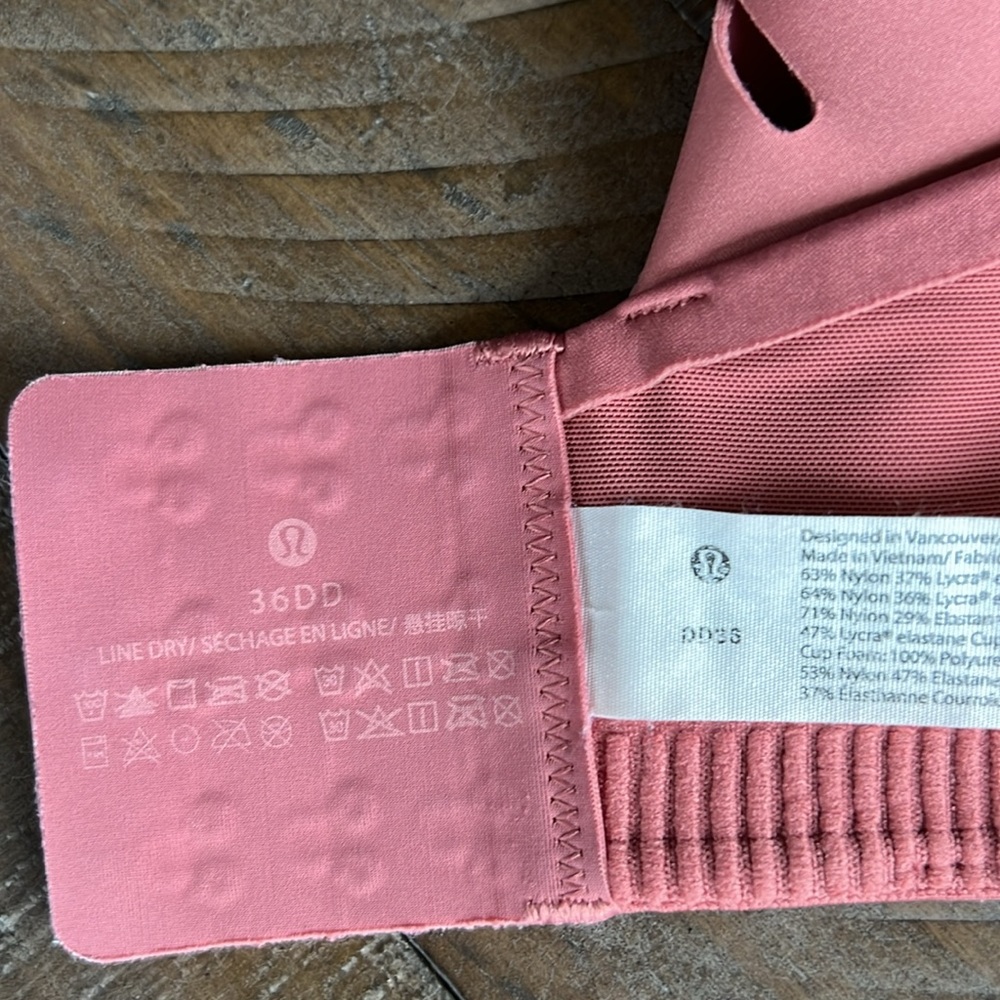 Lululemon AirSupport Bra High Support, 36DD - Picture 12 of 13